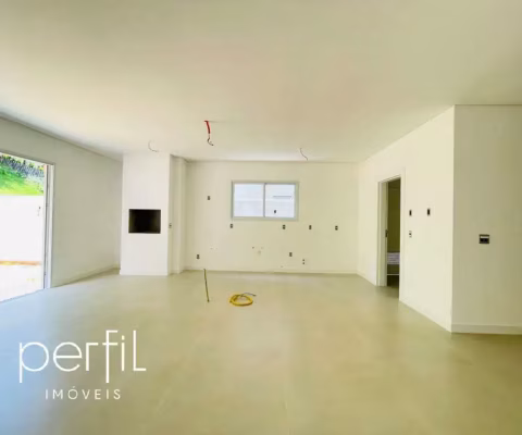 Sobrado Geminado Novo a Venda 2 suítes mais 2 quartos Bairro Glória Joinville SC