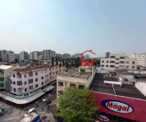 Apartamento com 2 quartos para alugar na Rua Dias da Cruz, Méier, Rio de Janeiro