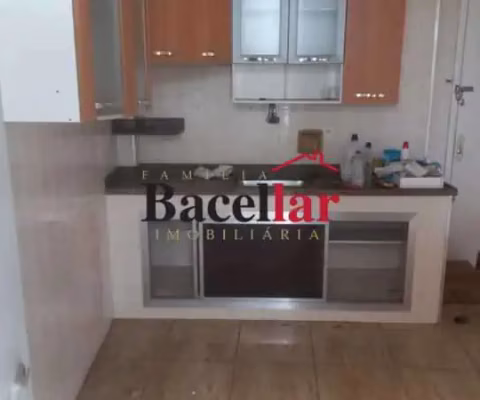 Apartamento com 3 quartos para alugar na Rua Dois de Fevereiro, Água Santa, Rio de Janeiro