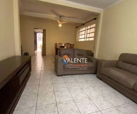 Casa com 3 dormitórios para alugar, 244 m² por R$ 7.000,00/mês - Centro - São Vicente/SP