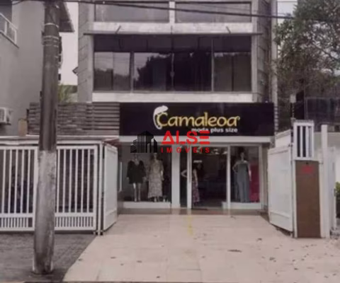 Casa Triplex com três suítes - Gonzaga / Santos