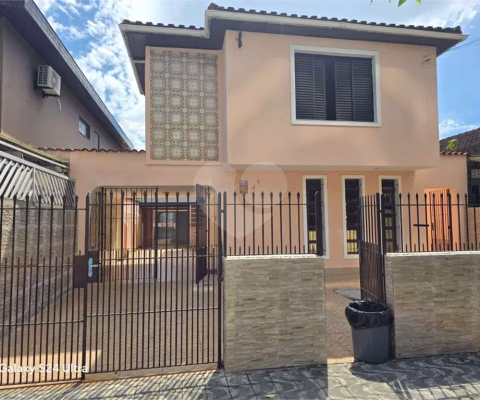 Sobrado com 3 quartos à venda ou para locação em Marapé - SP