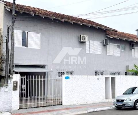 Casa a venda em Balneário Camboriú, SC.