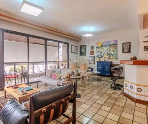 Apartamento a Venda com 3 Quartos em Botafogo