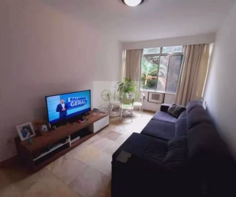 Apartamento  reformado e com 2 dormitórios à venda, 60 m² por R$ 749.000 - Copacabana - Rio de Janeiro/RJ