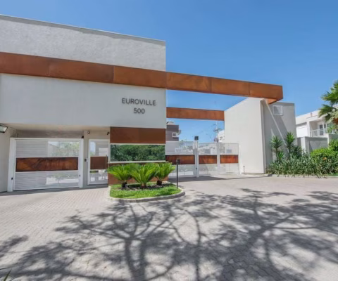 Casa de luxo em condomínio na Vila Nova, Porto Alegre-RS: 4 quartos, 2 suites, 4 banheiros, 2 vagas de garagem, 191,70m² de área.