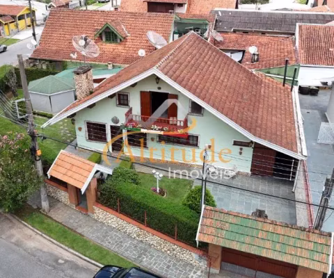 Casa mobiliada com 4 dormitórios e área gourmet na Nova Suíça