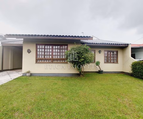 Casa com 3 quartos para alugar na Rua Virgínia Dalabona, 540, Orleans, Curitiba