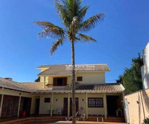 Sobrado à venda, 409 m² por R$ 2.250.000,00 - Country - Cascavel/PR