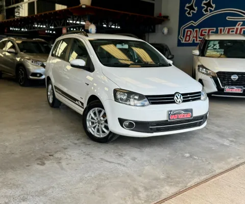 Volkswagen Spacefox Trend 1.6 flex manual completa e com garantia