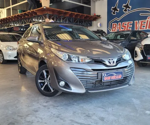 REPASSE Yaris Sedan XLS 1.5 CVT e teto solar com mais de R$10000 abaixo da FIPE