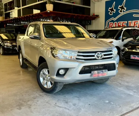 Hilux SRV 4x4 2.8 turbo diesel com procedência e quilometragem baixa