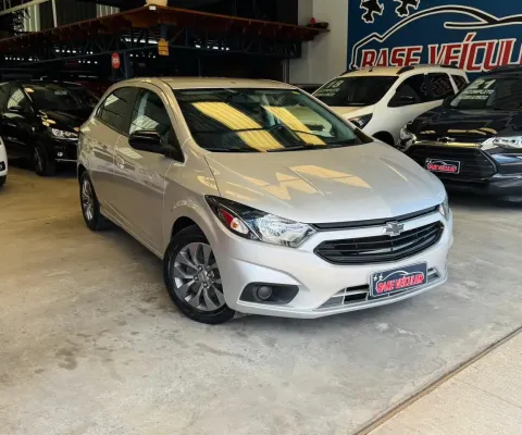 Onix Black Edition 2021 com procedência e baixa km original!