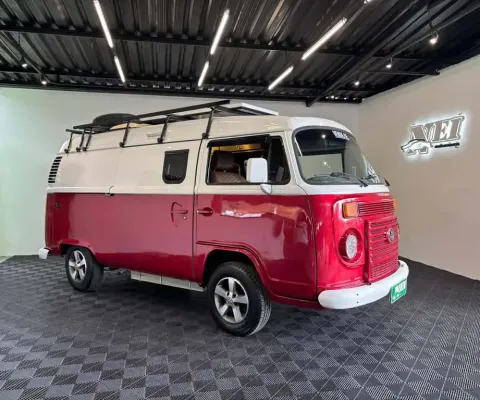 Volkswagen Kombi Furgão 1.4 Mi Total Flex 8V  - Branca - 2013/2014