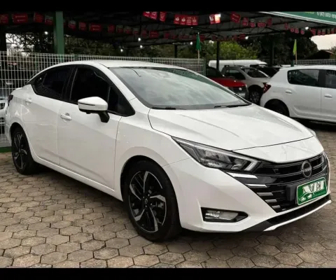 Nissan Versa Exclusive 1.6 16V Flex Aut. - Branca - 2023/2024