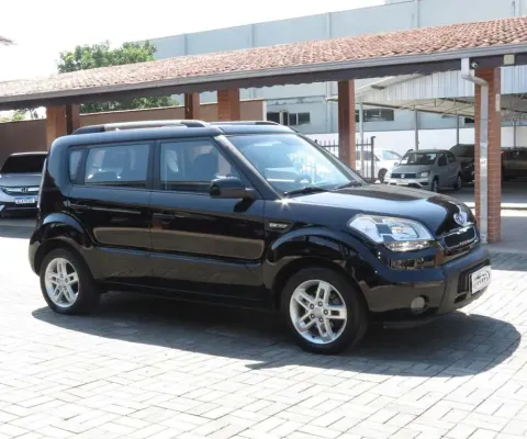 Kia Soul  1.6 16V FLEX Mec.  - Preta - 2011/2012