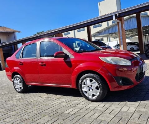 Ford Fiesta Sed. 1.6 8V Flex 4p - Vermelha - 2010/2011