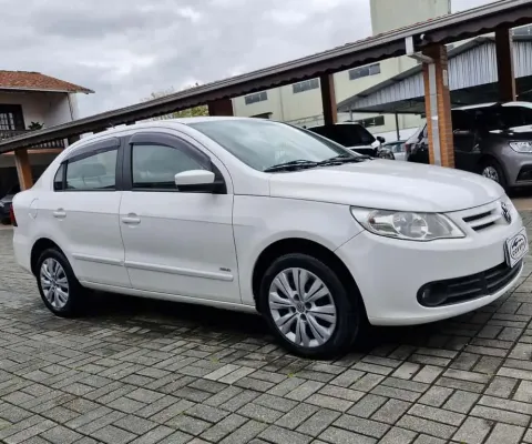 Volkswagen Voyage I MOTION 1.6 Mi Total Flex 8V  - Branca - 2011/2011