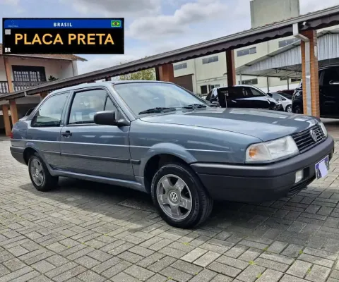 Volkswagen Santana CL 1.8 2p - Cinza - 1992/1992