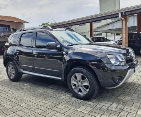 Renault Duster Dynamique 2.0 16v - Preta - 2017/2017