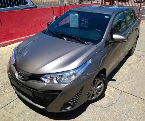 Toyota yaris hatch xl plus tech 1.3dual-vvti automático-cvt