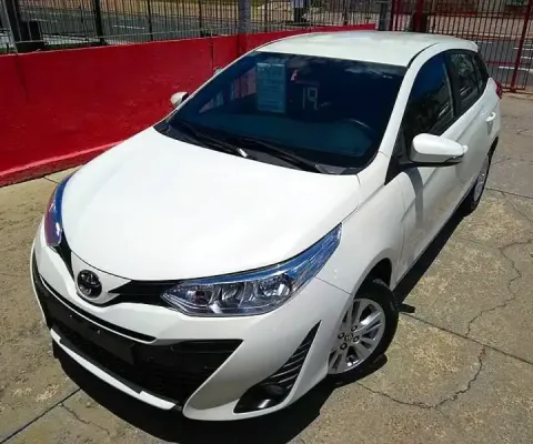 Toyota yaris hatch xl plus 1.3dual-vvti automático - cvt 1ªdona