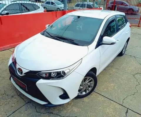 Toyota yaris hatch xs 1.5dual-vvti 110cv *automatico - cvt