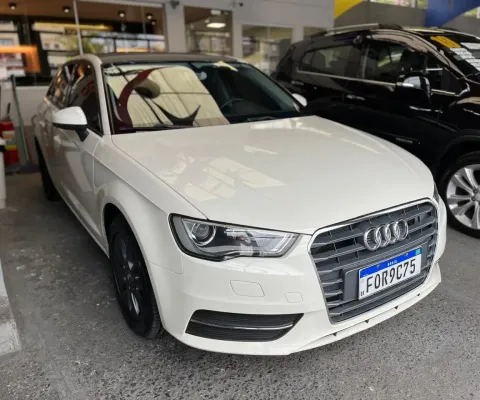 AUDI A3 SPORTBACK 1.8 TURBO  , CONFORTO E SOFISTICAÇÃO  SOBRE RODAS.