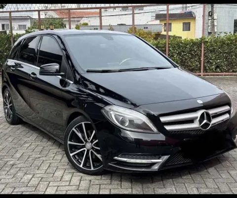 Mercedes-Benz Classe B 200 CGI 1.6 TB Sport 156cv Aut 2014 Gasolina