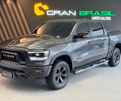 RAM 1500 REBEL 5.7 HEMI CD V8 4x4 Aut.