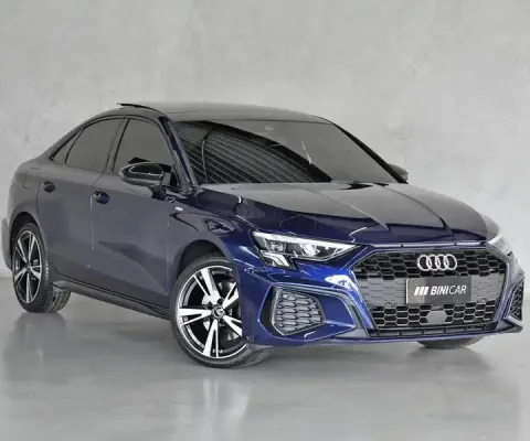 AUDI A3 SEDAN PERFORMANCE BLACK 2.0 HYBRIDO 2022 - Câmbio automático de 7 velocidades 