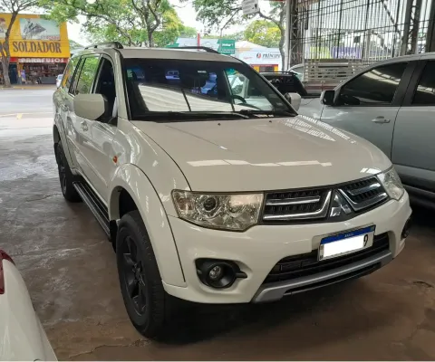 Pajero Dakar 3.2 4x4 AT 2015 - Excelente oportunidade!