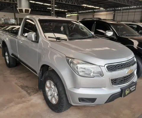 S10 LS 2.8 4x4 CS 2014 - Super oportunidade!