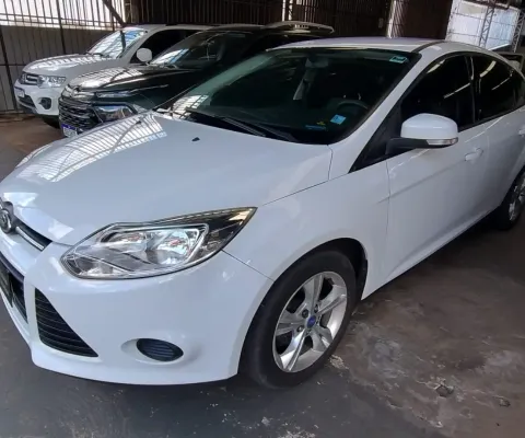 Focus hatch 1.6 automático