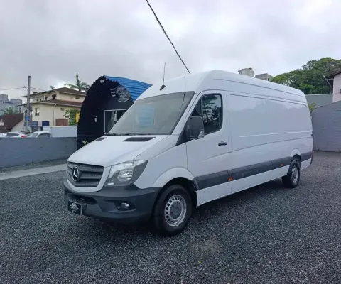 Mercedes Benz Sprinter Furgão 2.2 Teto Alto Extra Longa Ano 2019 