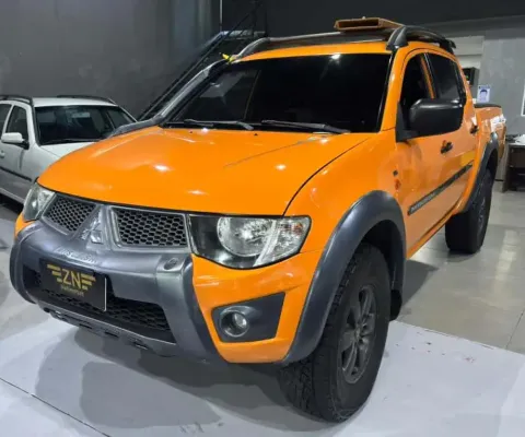 Mitsubishi L200 savana 2016 3.2 4x4 16v off turbo intercooler diesel 4p manual