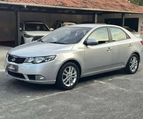 Kia Cerato 1.6 16V Aut. - Prata - 2010/2011