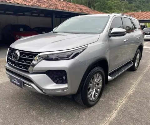 Toyota Hilux SW4 I/  SWSRXA4FD - Prata - 2021/2021