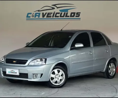 Chevrolet Corsa Sedan Corsa Sed. Premium 1.4 8V ECONOFLEX 4p  - Prata - 2009/2010