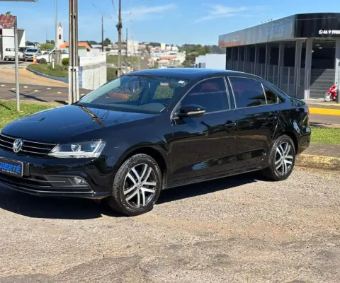 Volkswagen Jetta JETTA Comfortline 1.4 TSI 4p Aut. - Preta - 2016/2017