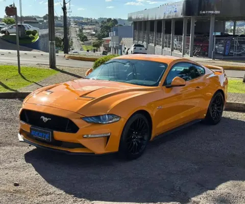 Ford Mustang GT Premium 5.0 V8 - Laranja - 2018/2018