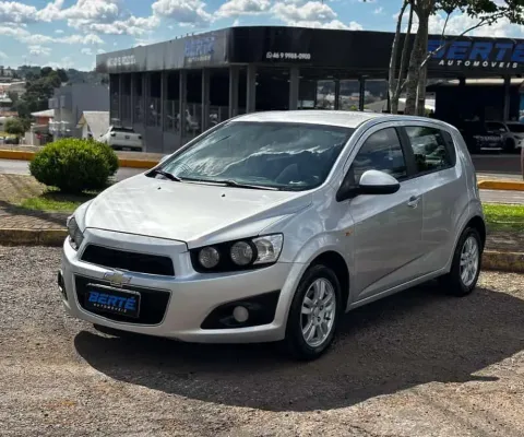 Chevrolet Sonic HB LT 1.6 FlexPower Aut. - Prata - 2013/2014