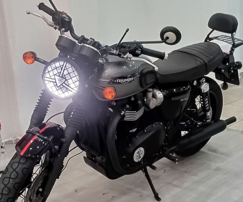 TRIUMPH BONNEVILLE T120 BLACK 1200 Custom