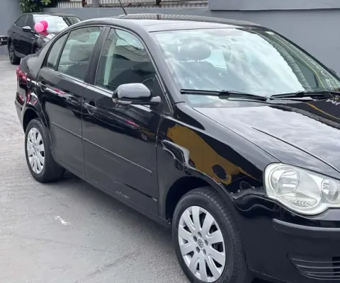 Volkswagen Polo Sedan Flex Manual