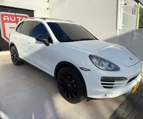 PORSCHE CAYENNE V6 2013