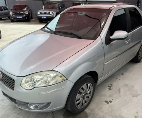 Fiat Siena super conservado