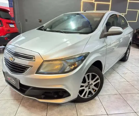 Chevrolet Prisma 1.4 LT Mpfi - Prata - 2013/2014
