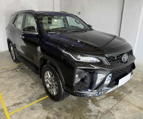 Toyota Hilux sw4 2017 2.7 sr 7 lugares 4x2 16v flex 4p automático