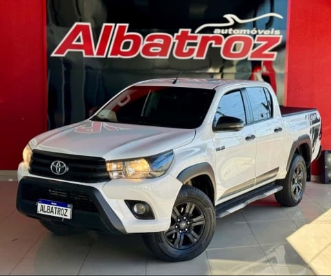 TOYOTA HILUX CD SR CHALL. 4x4 2.8 TDI Dies Aut.