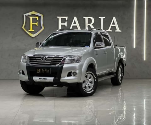 TOYOTA HILUX CD SRV 4x4 2.7 Flex 16V Aut.